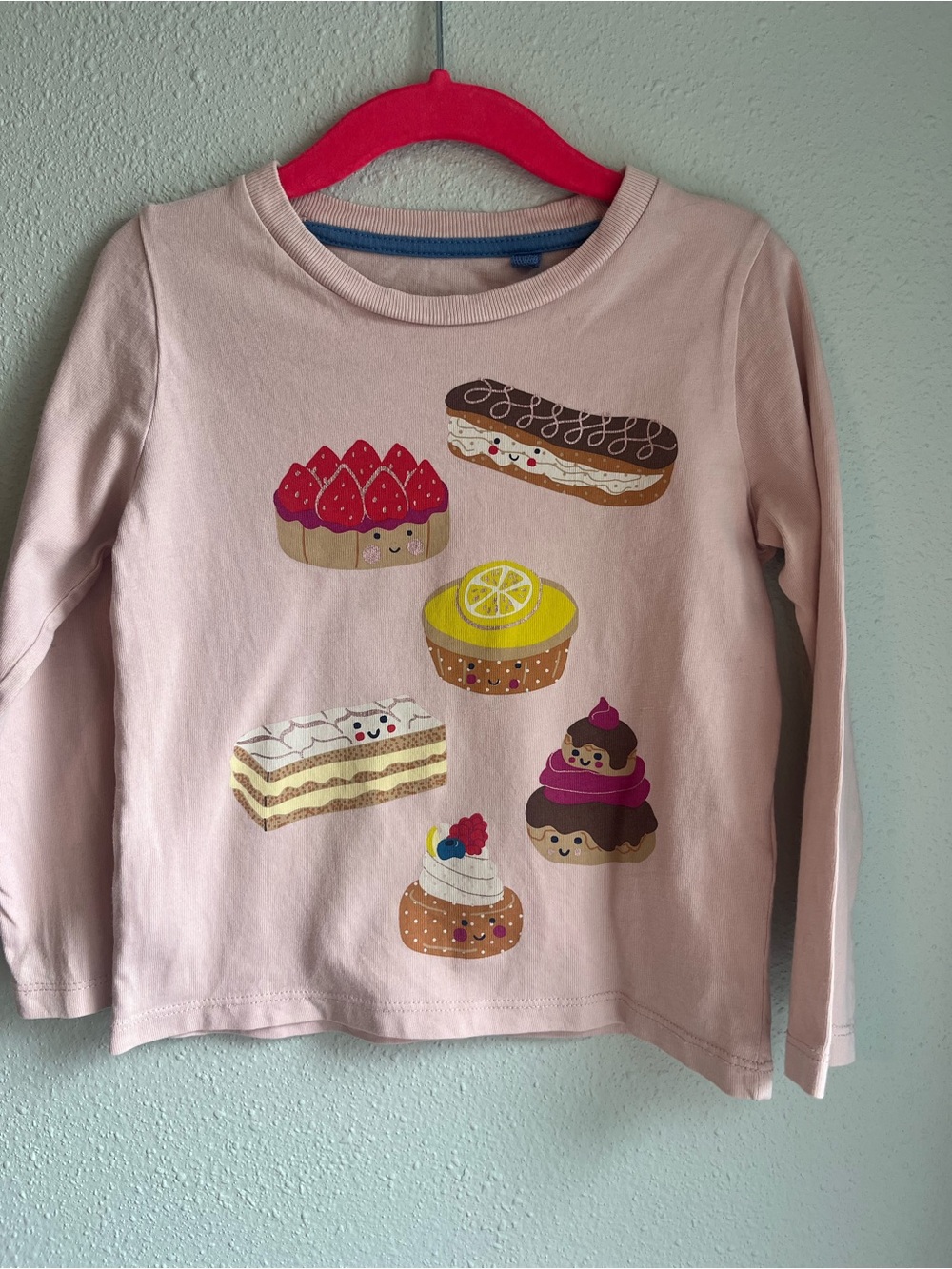 BabyBoden Girls Light Pink Long-Sleeve Dessert Graphic Top